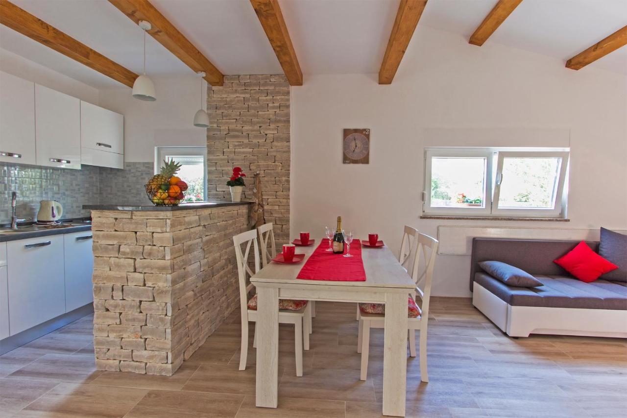 Nella Apartment Zadar Exterior photo